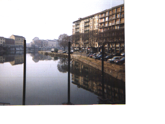 milan17.gif (200490 byte)